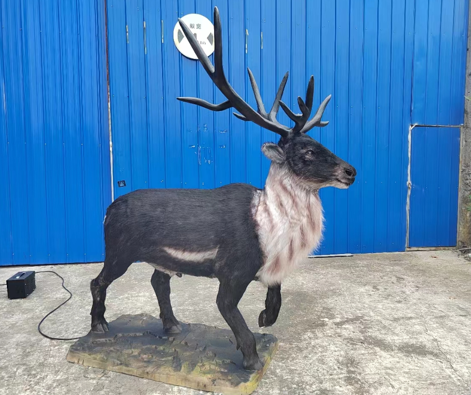 Realistic Artificial Animatronic Reindeer Model for Christmas Decoration