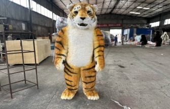 Realistic animatronic walking tiger costume